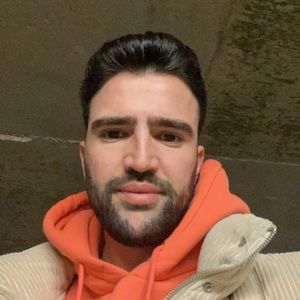 Meet your Posher, Hoshang